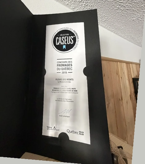 Caseus 2019 trophy, Fleurs des Monts, photographed